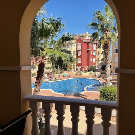Beautiful 3 Bed, 2 Bath Modern Apartment 로스알카자레스 외부 사진